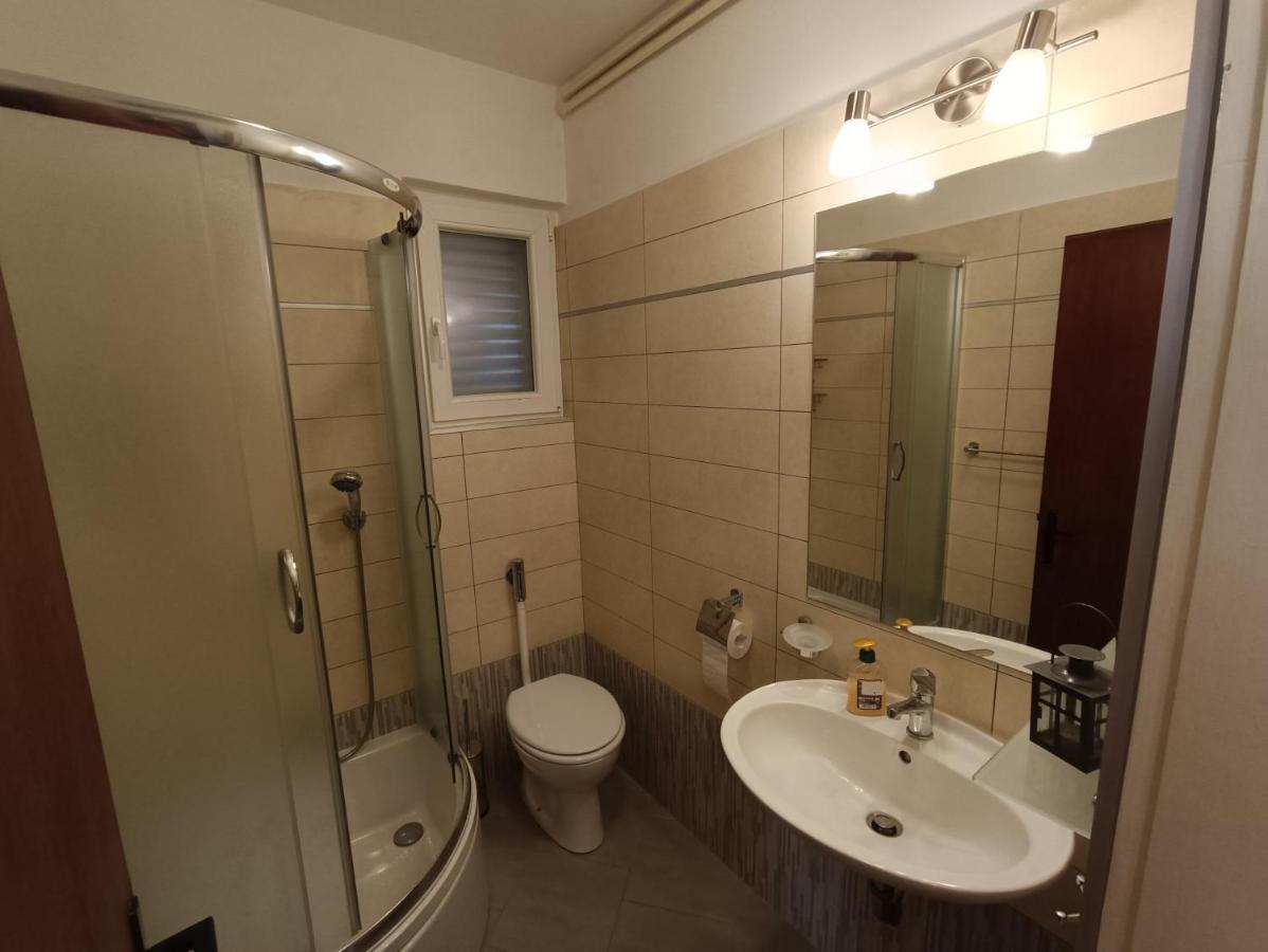 Rooms Rita Cres Buitenkant foto